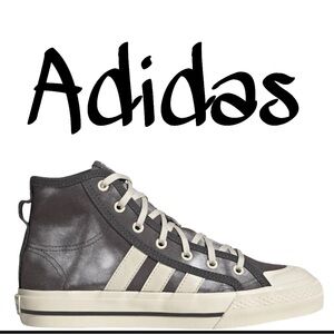 Adidas High Tops Size: 5 1/2